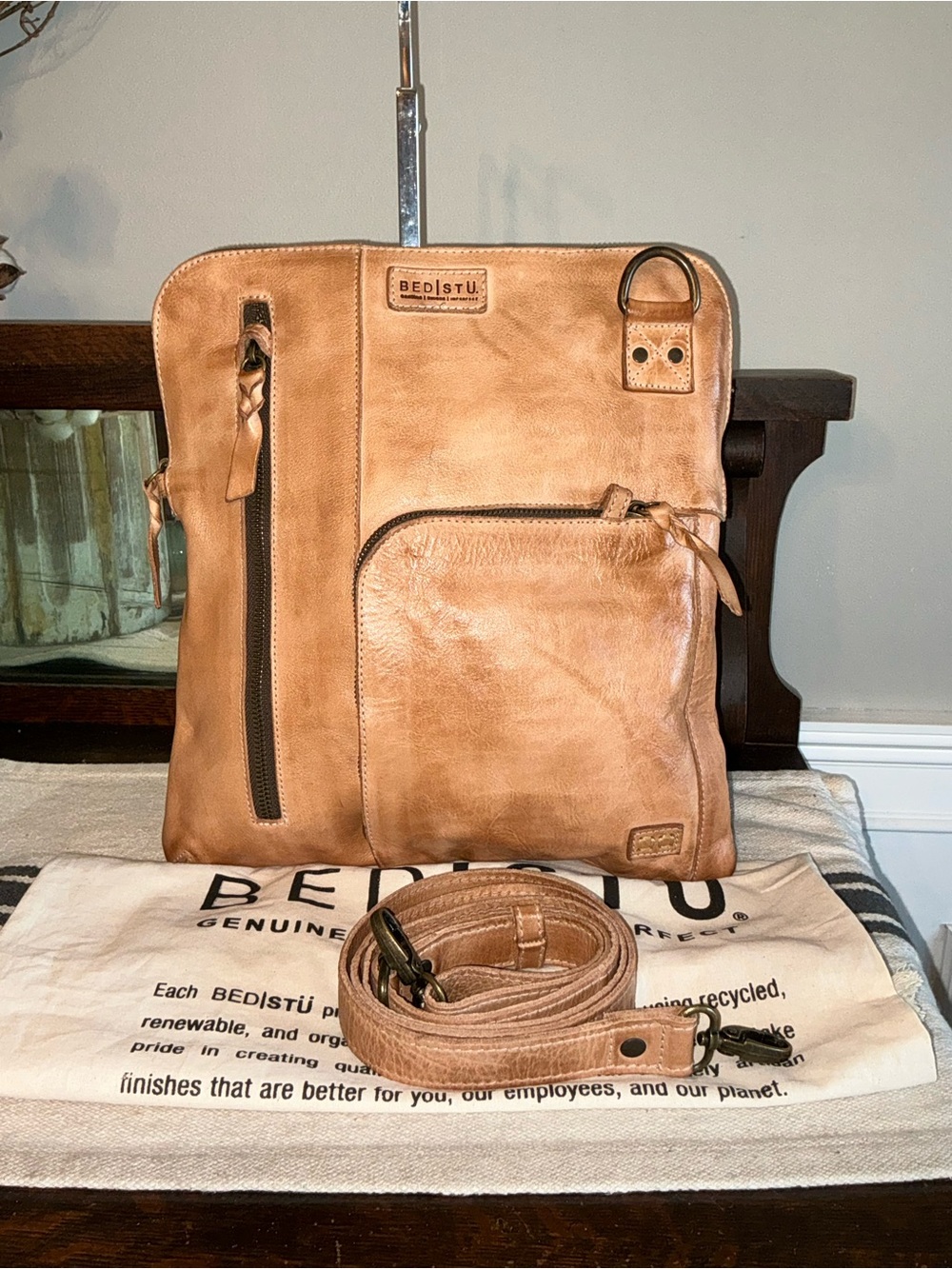 NWOT Bed Stu Aiken Leather Crossbody Convertible Tan Oats DD Dip Dyed MSRP $280